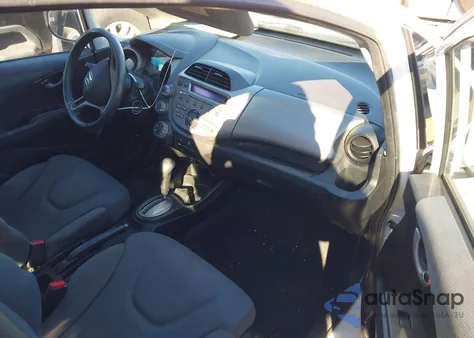 2010 Honda Fit from USA, damaged, VIN JHMGE8H27AS023574